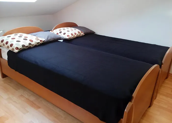 Gallery Nada * Zaboric